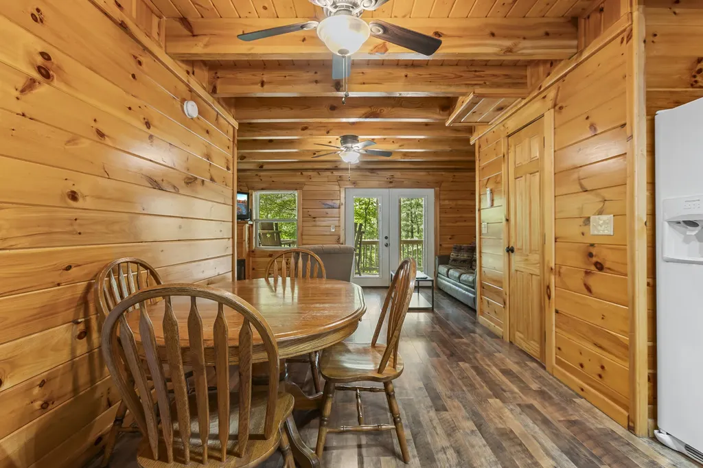 480 Village Drive Campton KY 41301