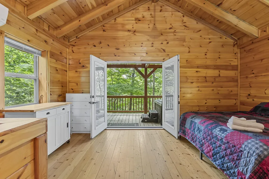 480 Village Drive Campton KY 41301