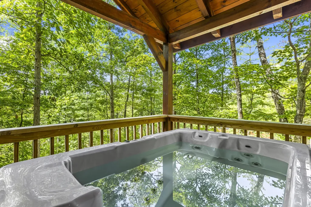 480 Village Drive Campton KY 41301