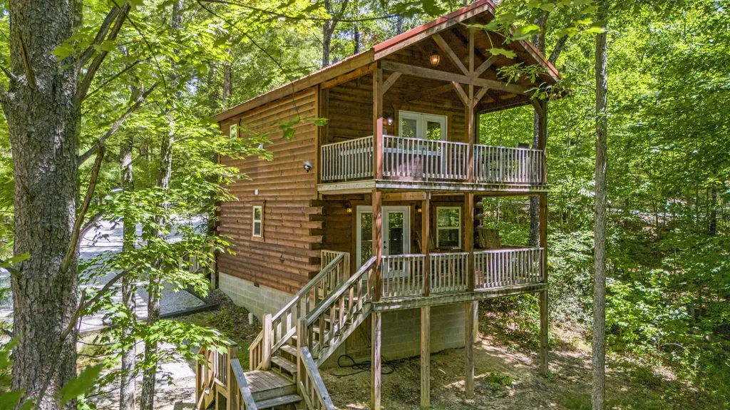 480 Village Drive Campton KY 41301