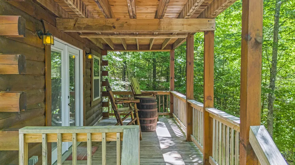 480 Village Drive Campton KY 41301