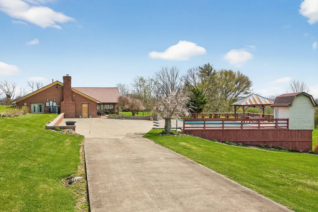 1070 Jacks Creek Road Richmond KY 40475