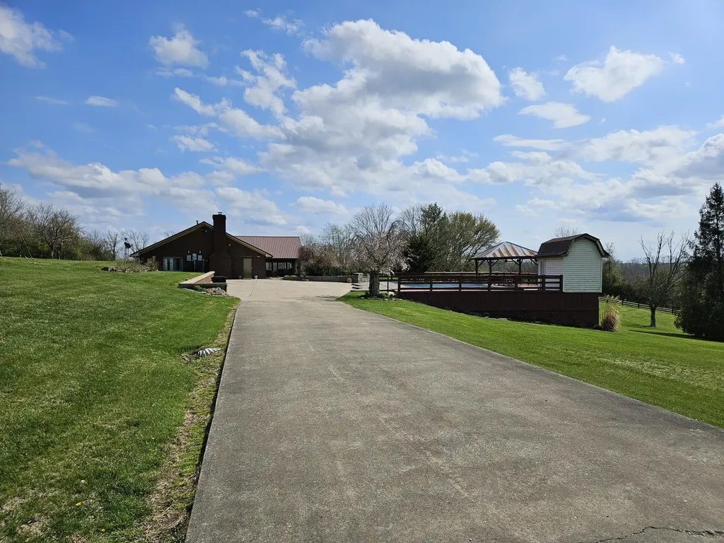 1070 Jacks Creek Road Richmond KY 40475