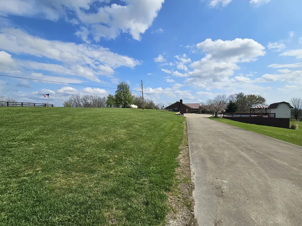 1070 Jacks Creek Road Richmond KY 40475