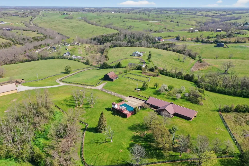 1070 Jacks Creek Road Richmond KY 40475