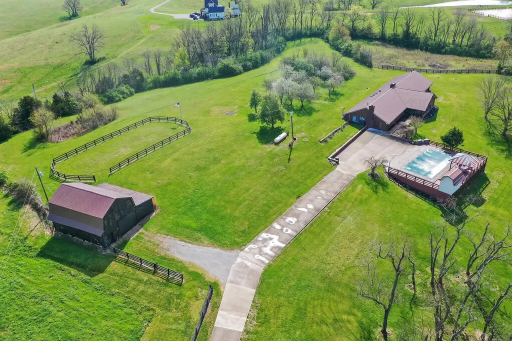 1070 Jacks Creek Road Richmond KY 40475