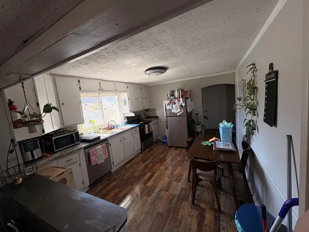 315 Bill George Road London KY 40741