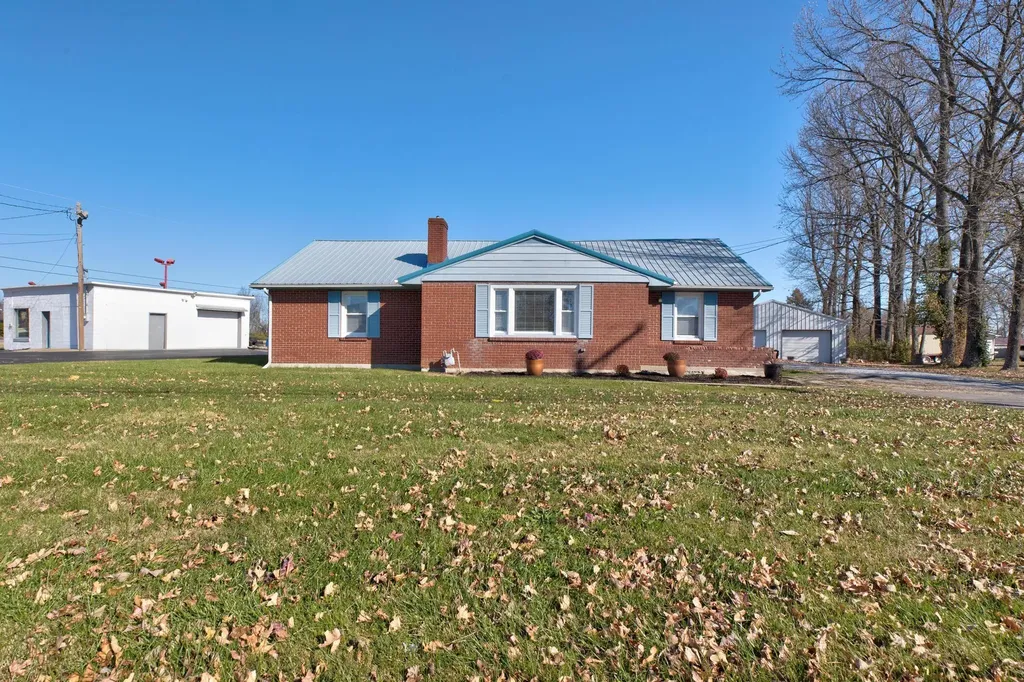4007 Camargo Road Camargo KY 40353