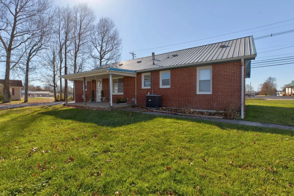 4007 Camargo Road Camargo KY 40353