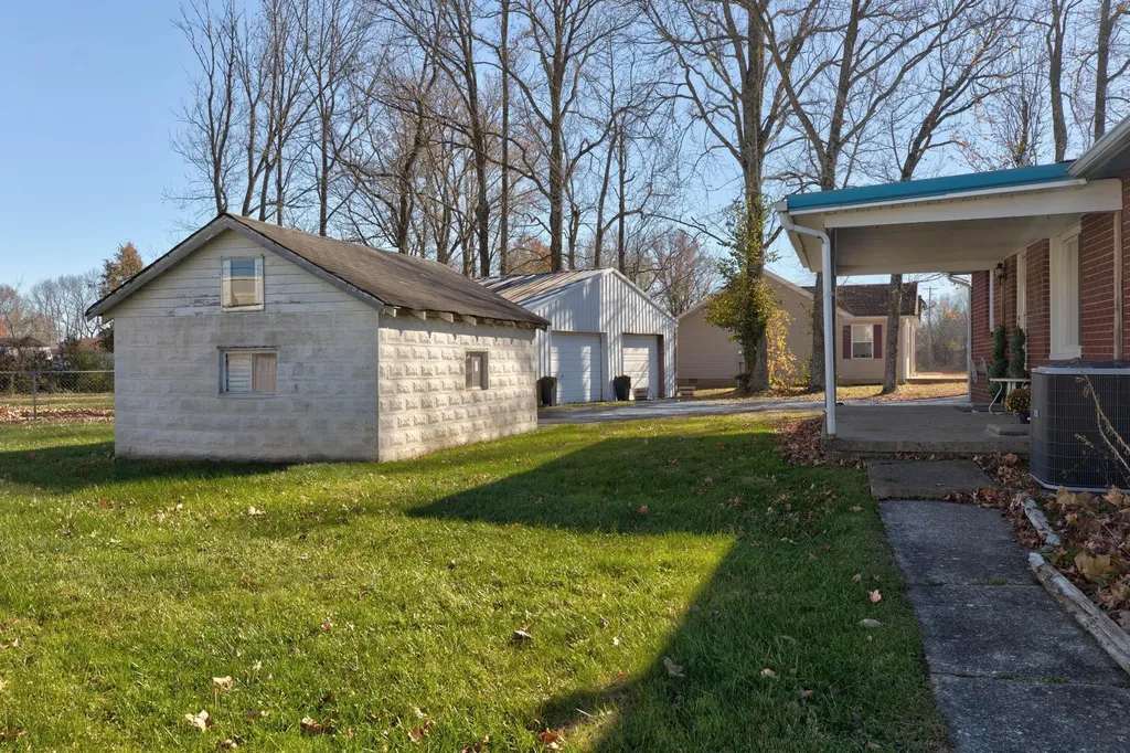 4007 Camargo Road Camargo KY 40353