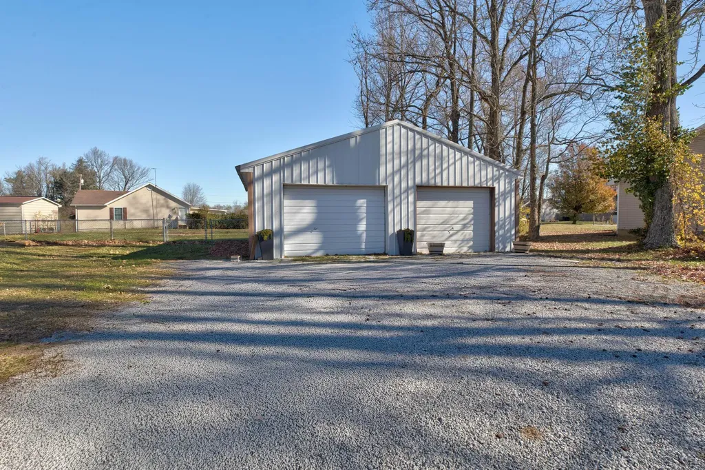 4007 Camargo Road Camargo KY 40353