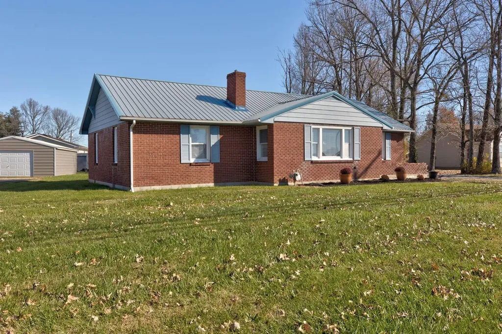 4007 Camargo Road Camargo KY 40353