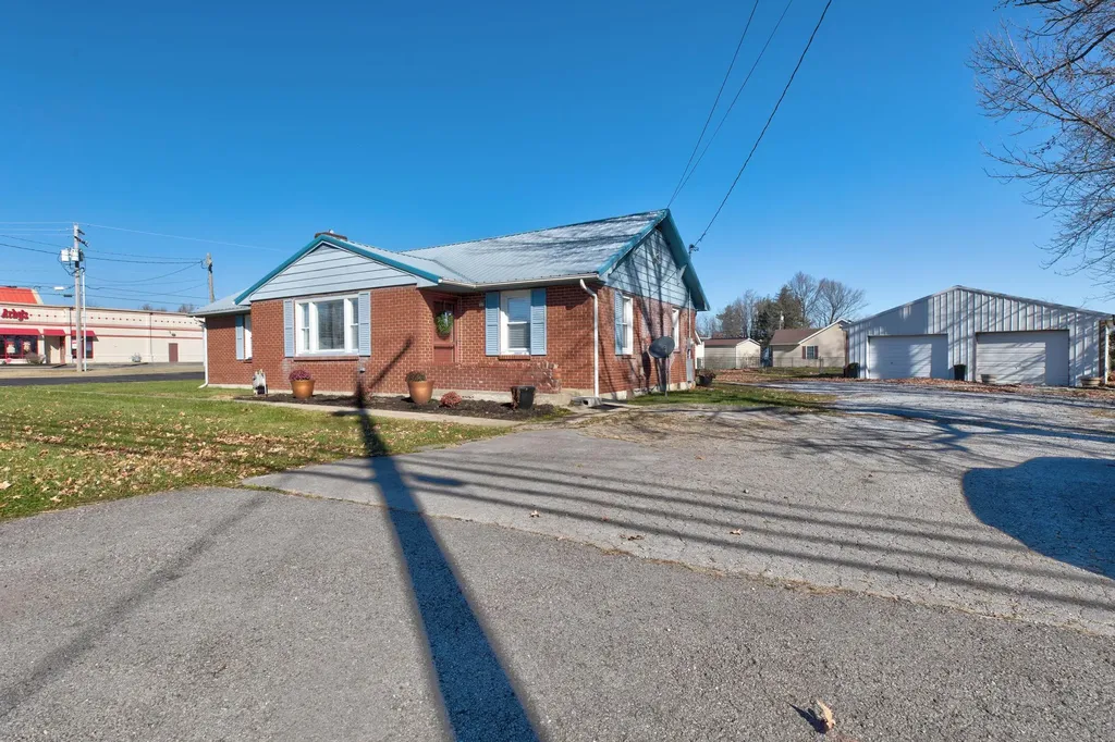 4007 Camargo Road Camargo KY 40353
