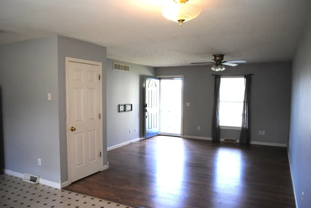 73 Kentucky 1781 Waynesburg KY 40489