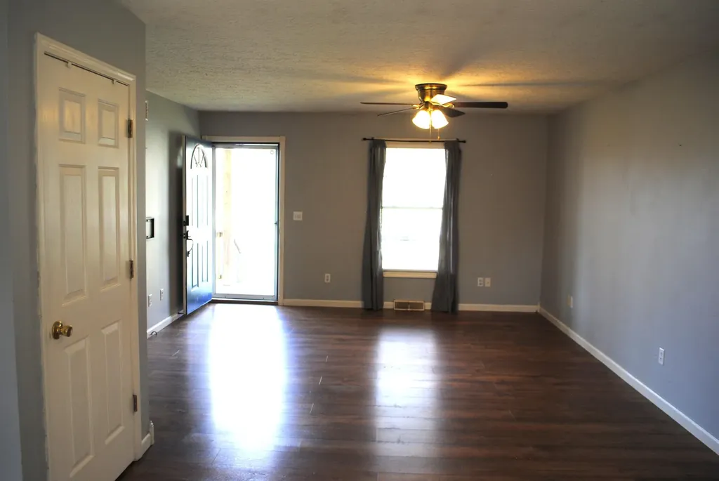 73 Kentucky 1781 Waynesburg KY 40489