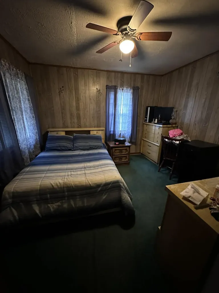 20751 State Highway 190 Frakes KY 40940