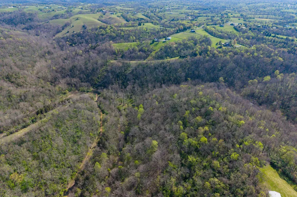 674 Bill Layton Road Lancaster KY 40444