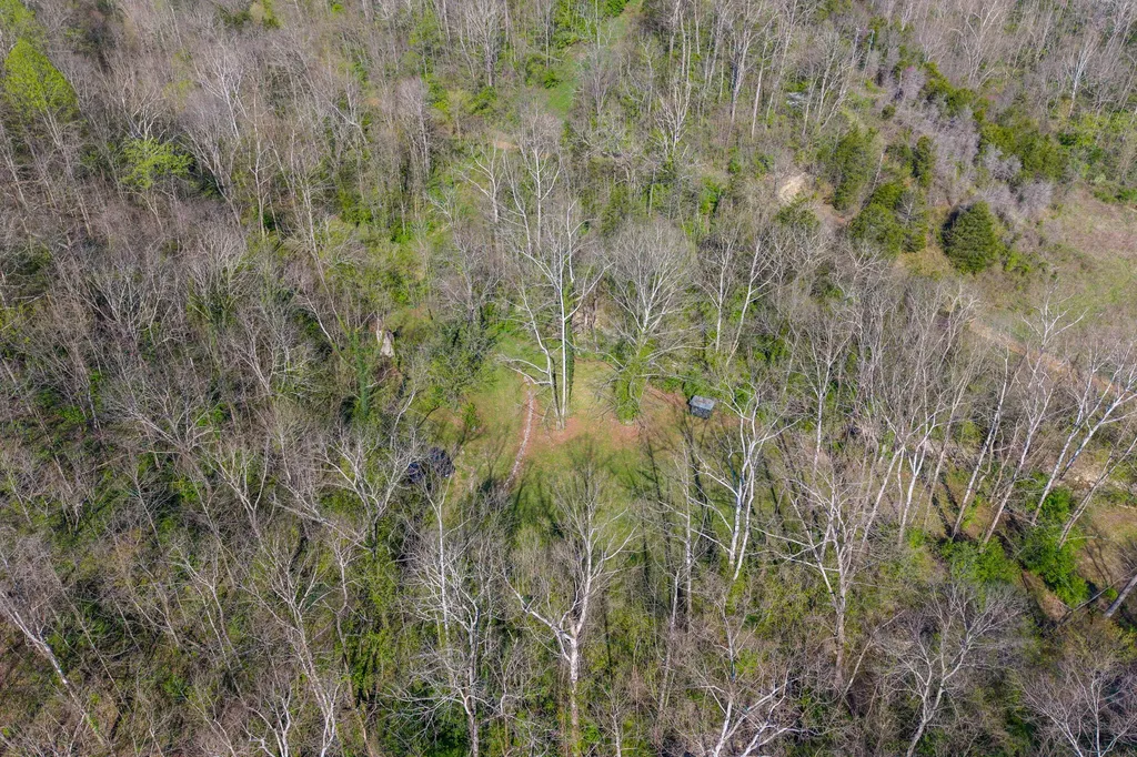 674 Bill Layton Road Lancaster KY 40444