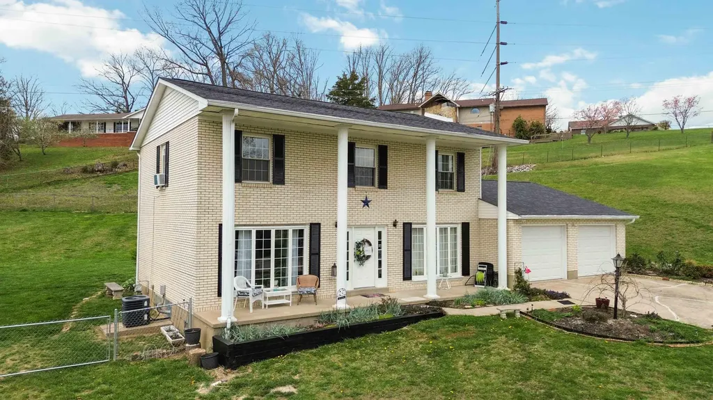 144 Canary Circle Corbin KY 40701