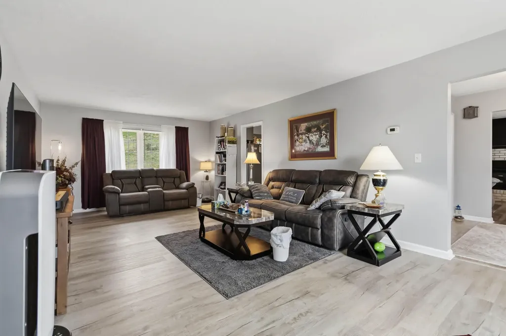144 Canary Circle Corbin KY 40701