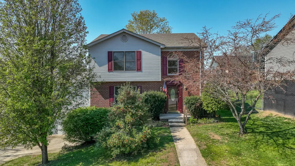 206 Rookwood Court Richmond KY 40475