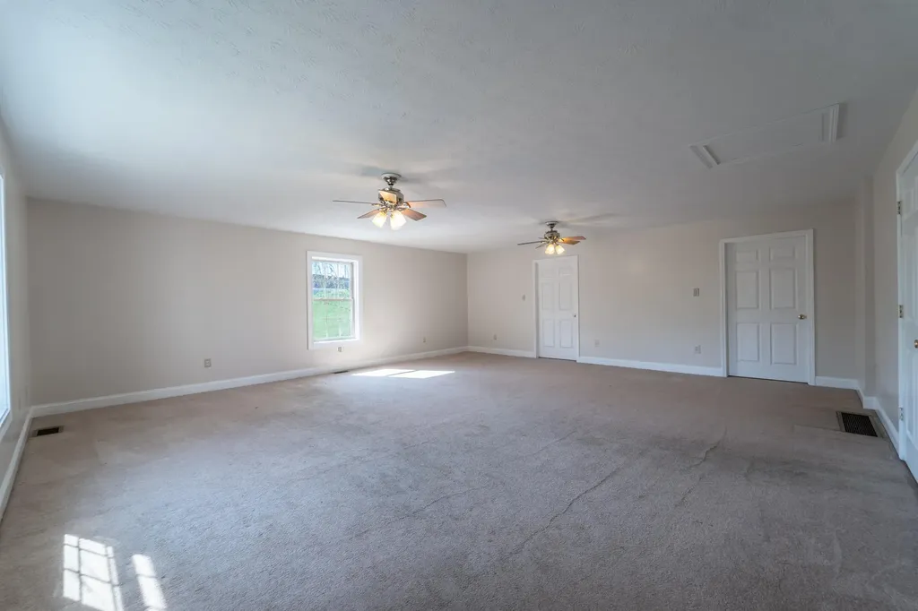 206 Rookwood Court Richmond KY 40475
