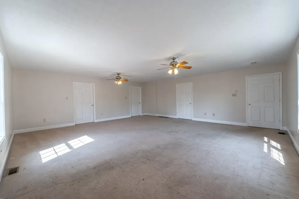 206 Rookwood Court Richmond KY 40475