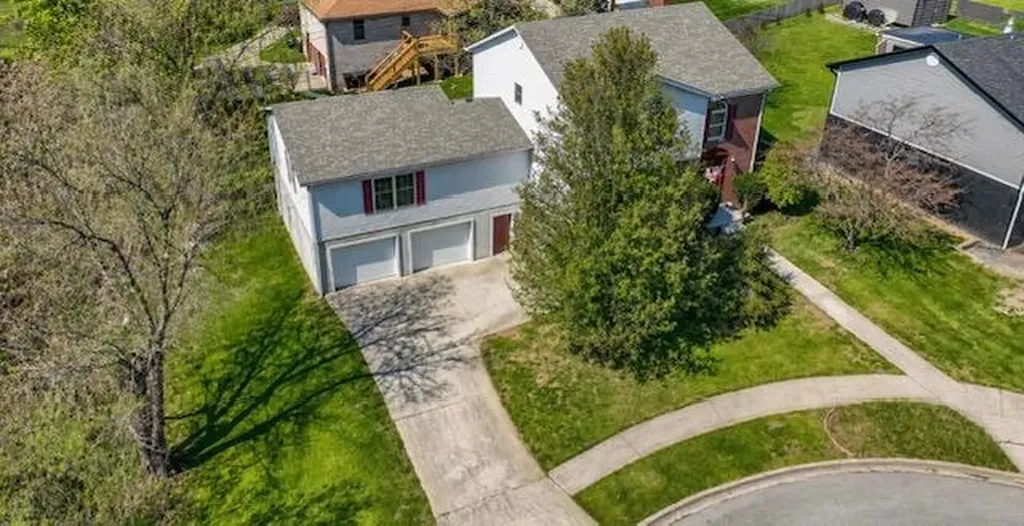 206 Rookwood Court Richmond KY 40475