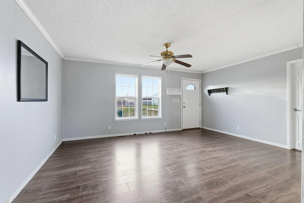 182 Boardwalk Morehead KY 40351