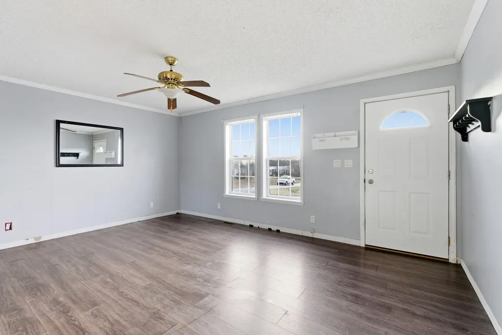182 Boardwalk Morehead KY 40351