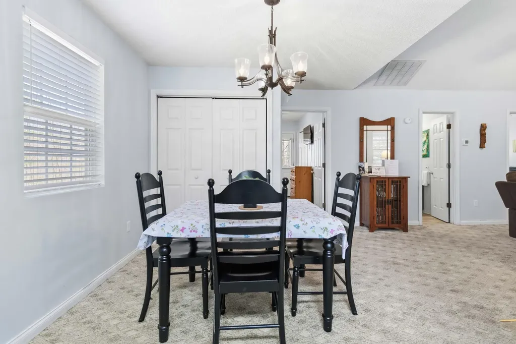 519 Enchanted Forest Way Burnside KY 42519