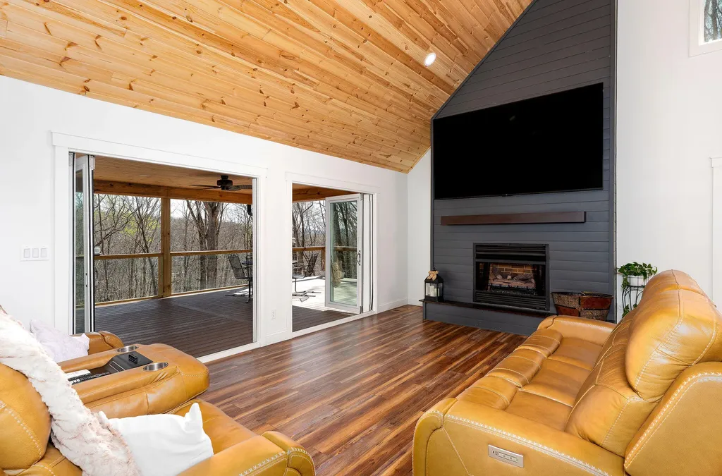 185 Big Beach Lane Monticello KY 42633