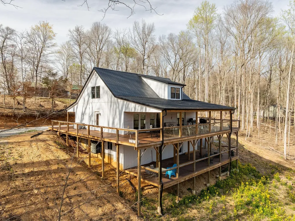 185 Big Beach Lane Monticello KY 42633