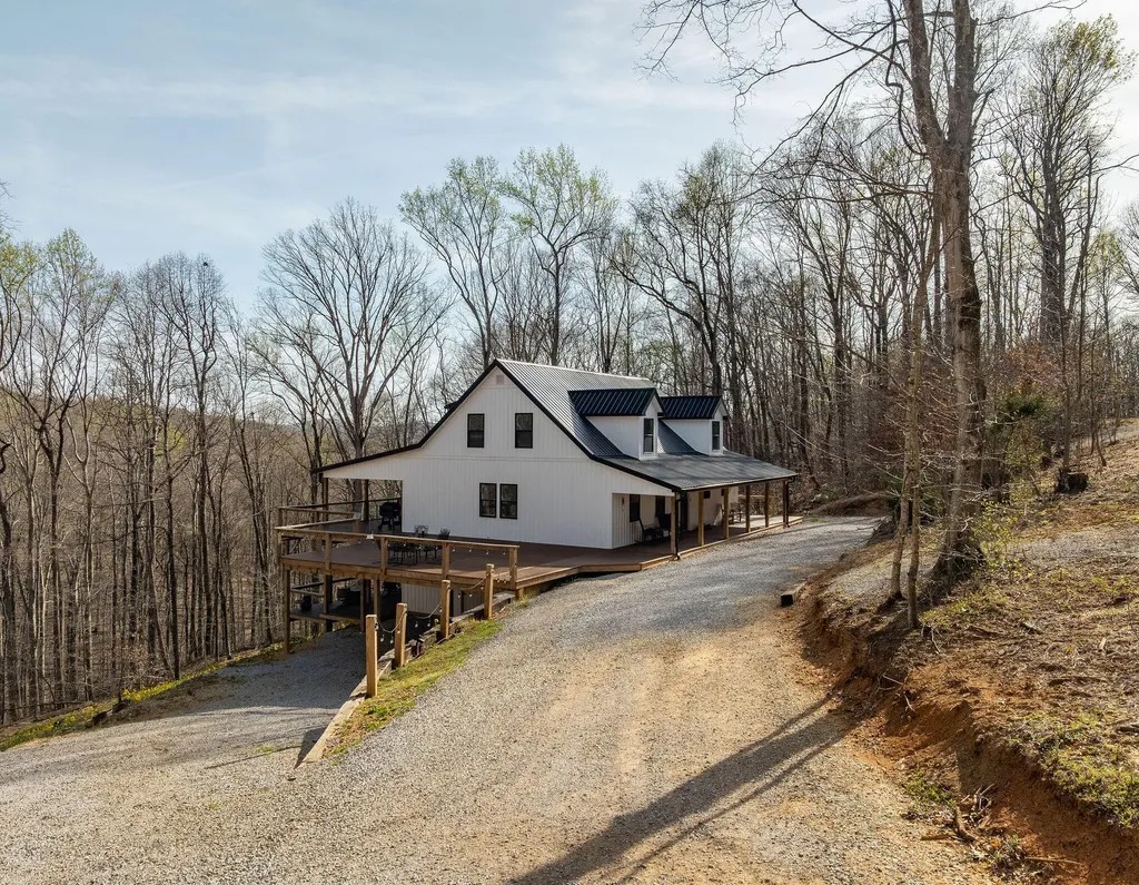 185 Big Beach Lane Monticello KY 42633