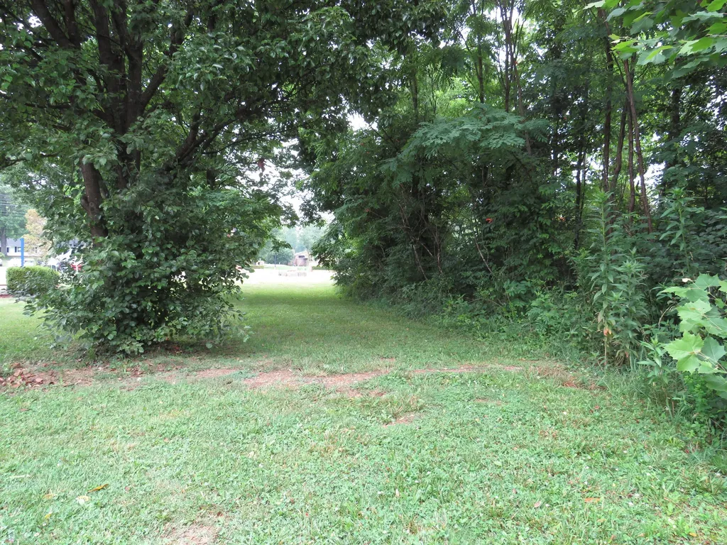 1703 N Main Street London KY 40741