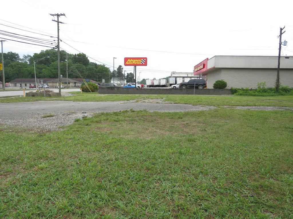 1703 N Main Street London KY 40741