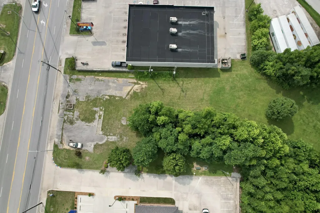 1703 N Main Street London KY 40741