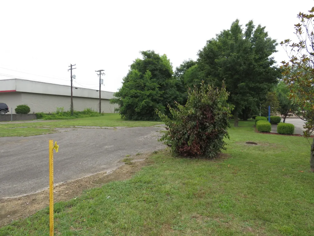1703 N Main Street London KY 40741