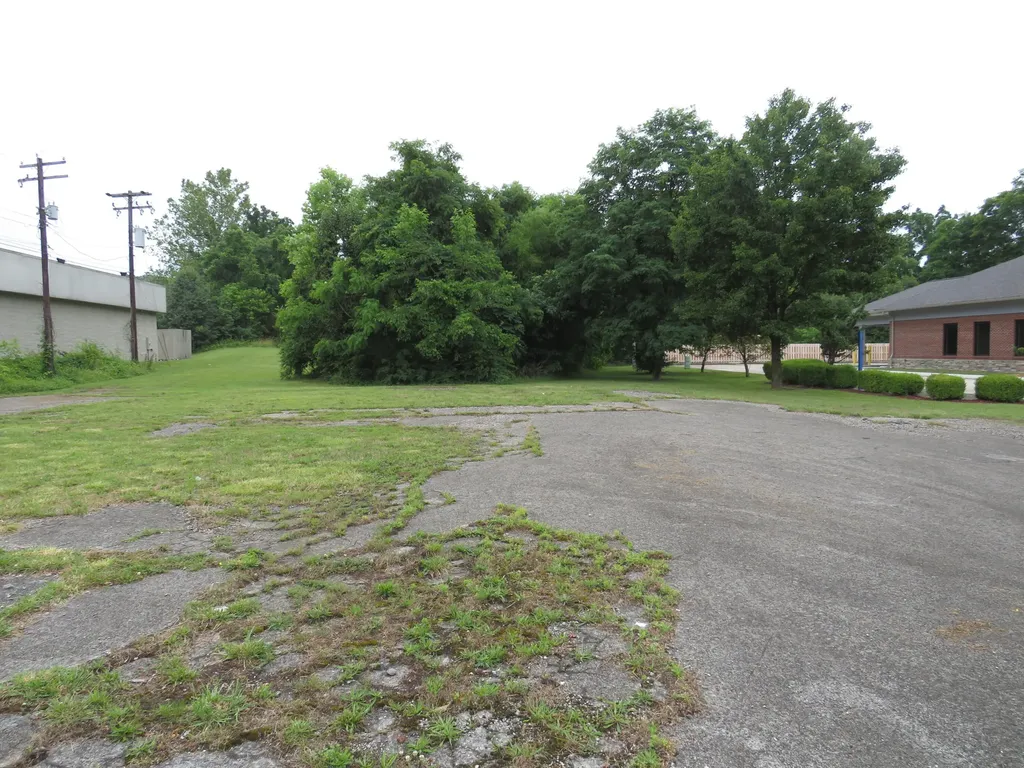1703 N Main Street London KY 40741