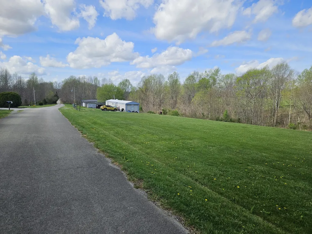 80 Ashley Drive Liberty KY 42539