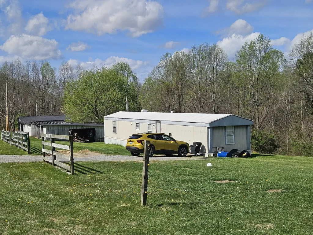 80 Ashley Drive Liberty KY 42539