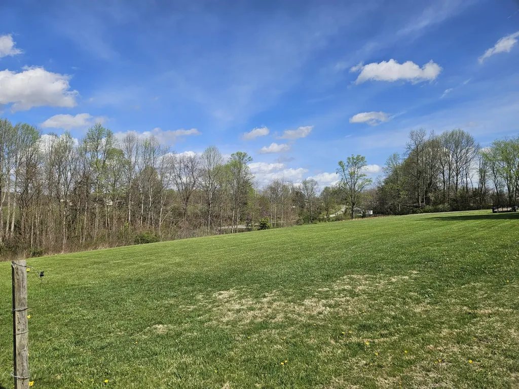 80 Ashley Drive Liberty KY 42539