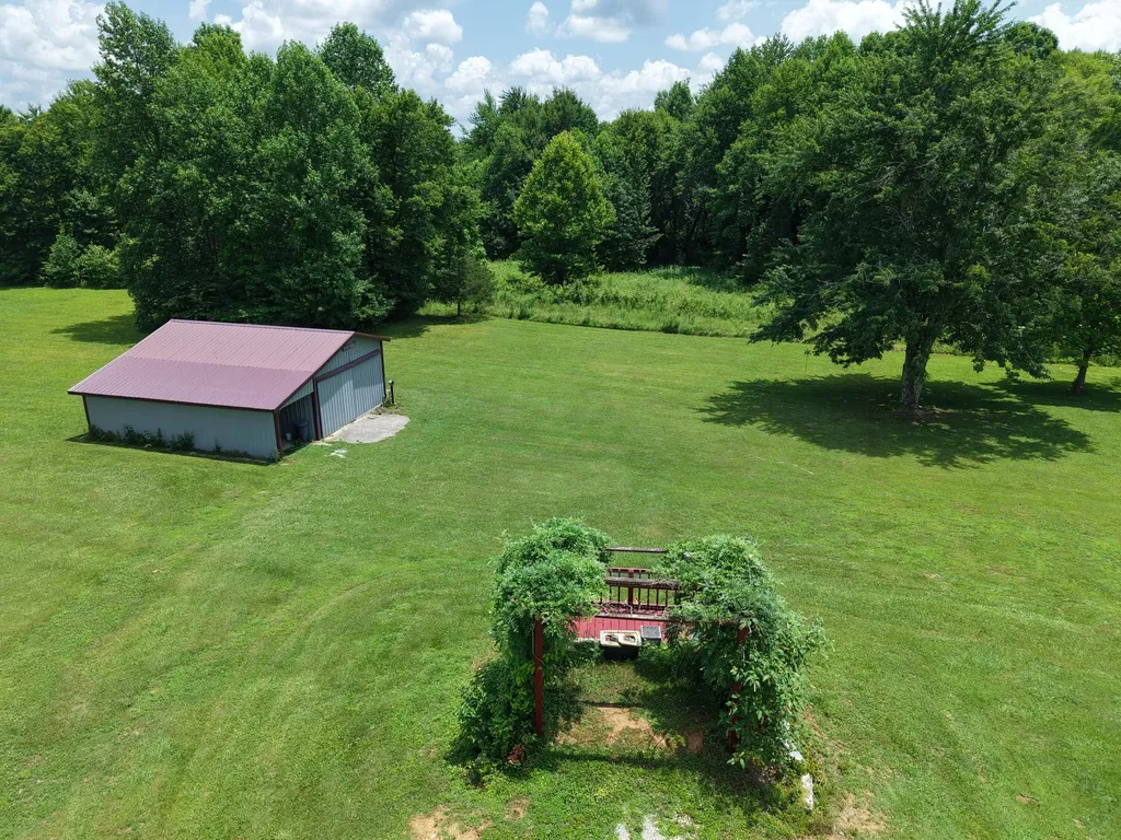 1716 Liberty Road Eubank KY 42567