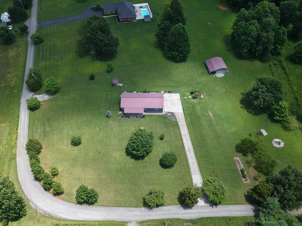1716 Liberty Road Eubank KY 42567