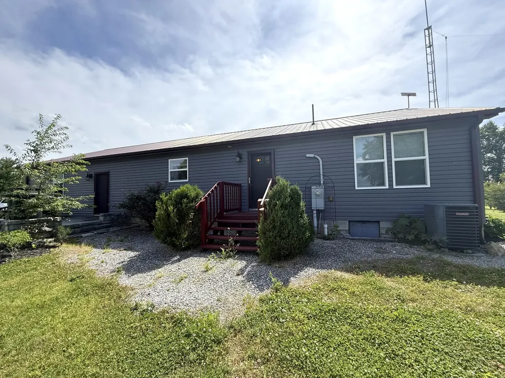 1716 Liberty Road Eubank KY 42567
