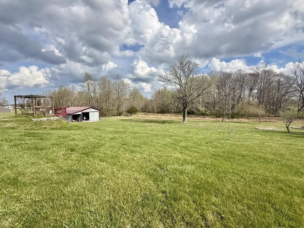 1716 Liberty Road Eubank KY 42567