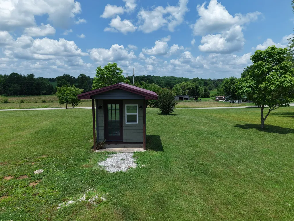 1716 Liberty Road Eubank KY 42567