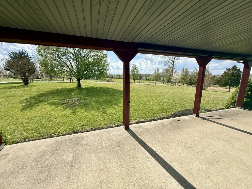 1716 Liberty Road Eubank KY 42567
