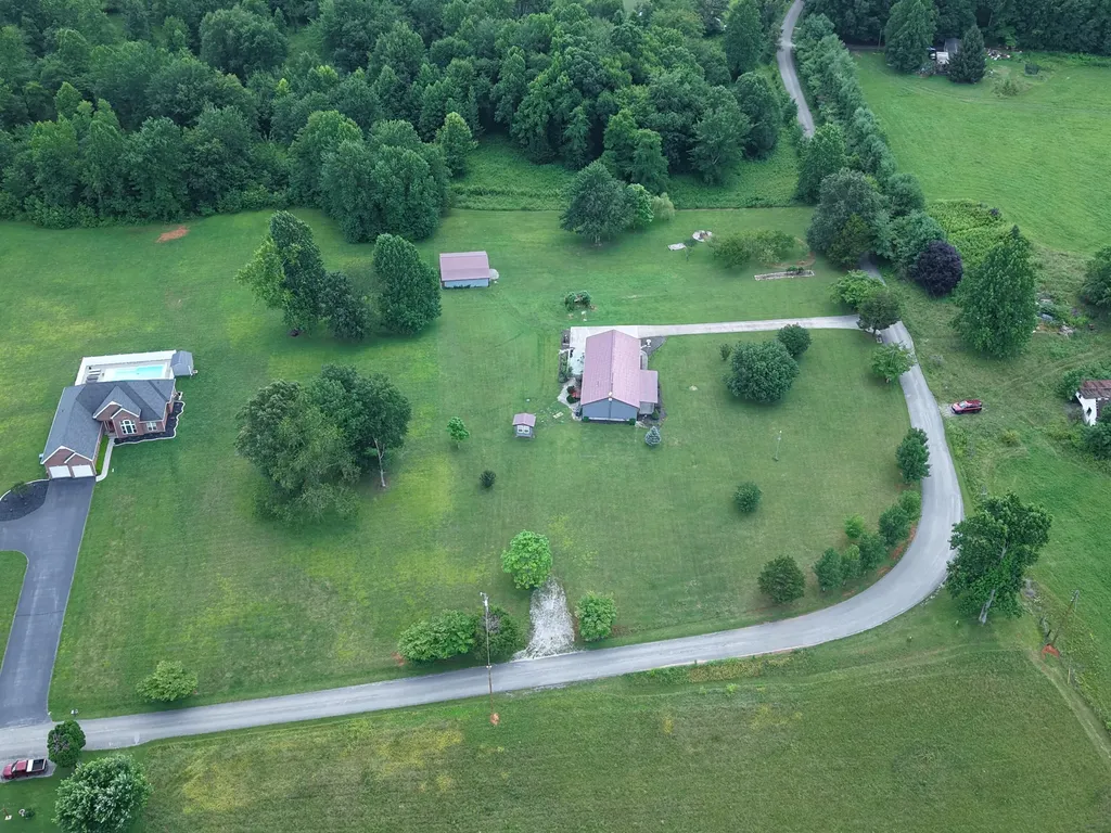 1716 Liberty Road Eubank KY 42567