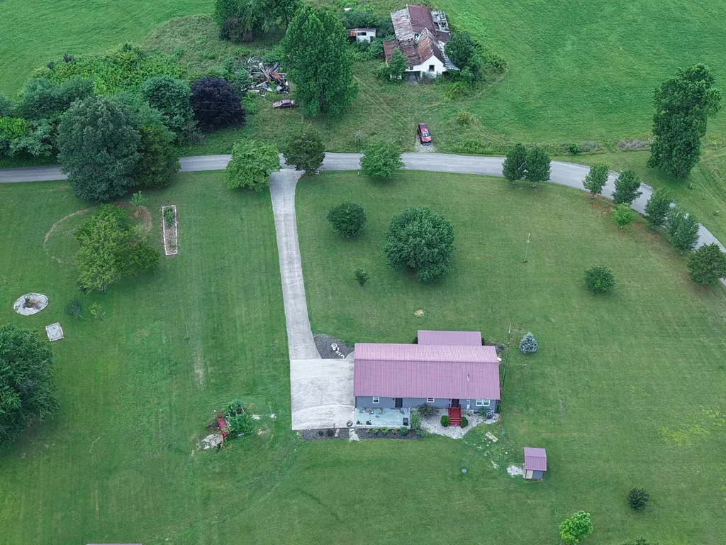 1716 Liberty Road Eubank KY 42567